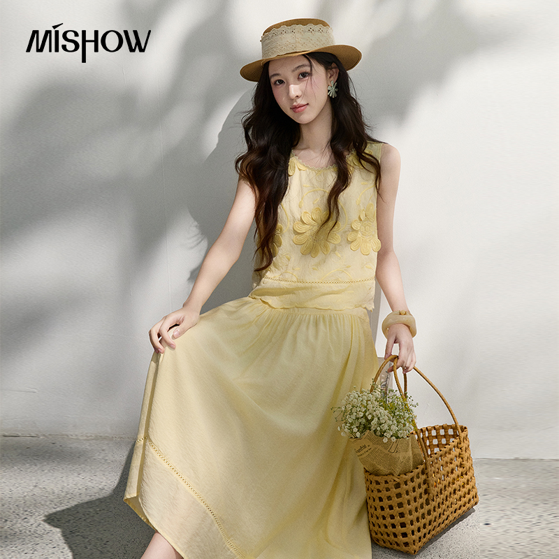 MISHOW French Floral Embroider - Midi Skirt Floral ulasan dan harga